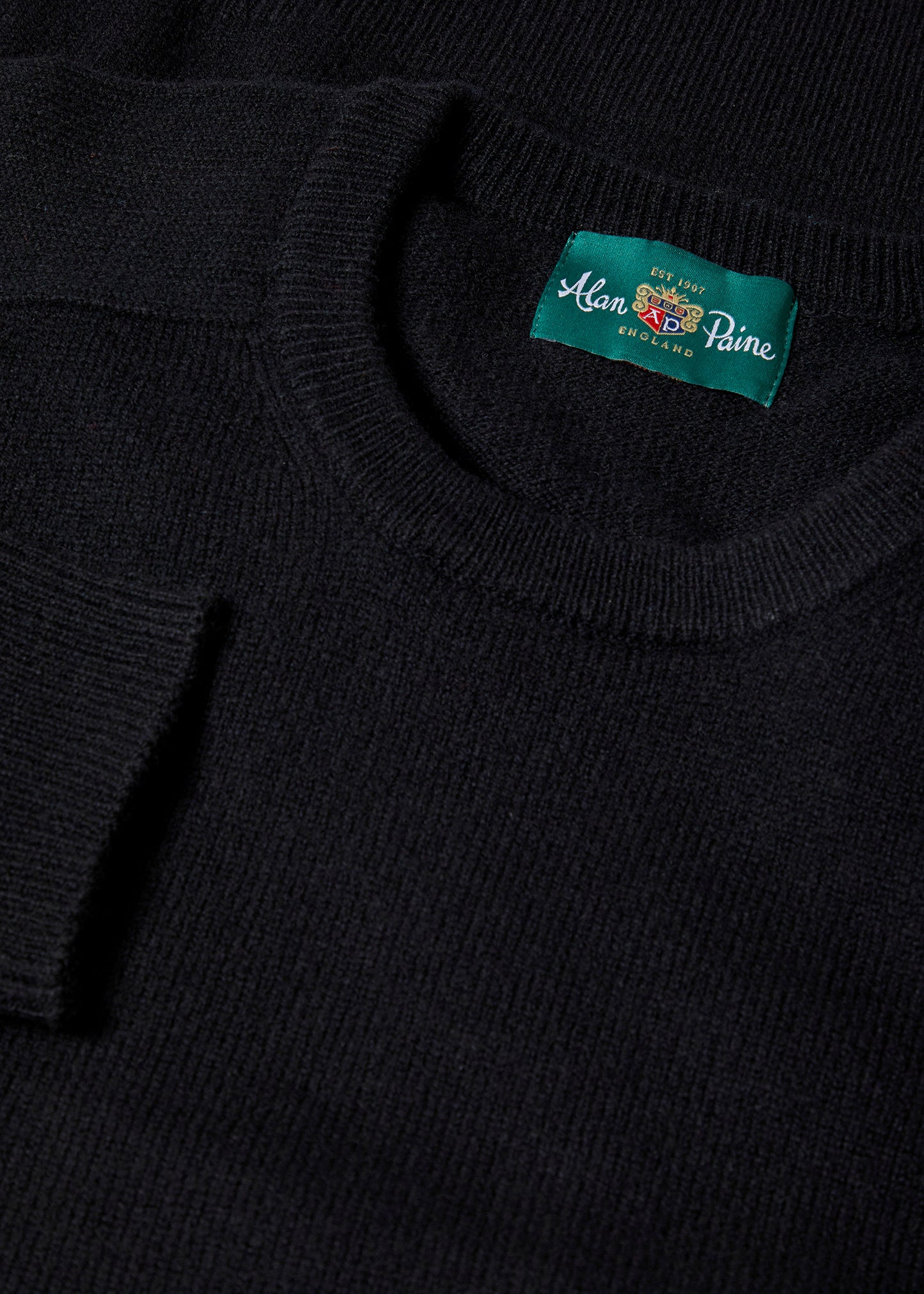 Lambswool-Jumper-Dorset-Black