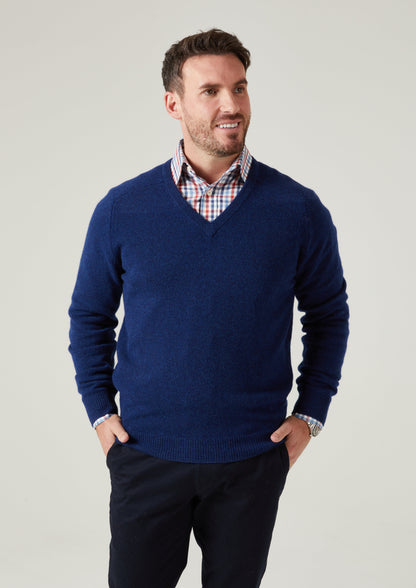 Kilsyth Men's Lambswool Jumper in Indigo