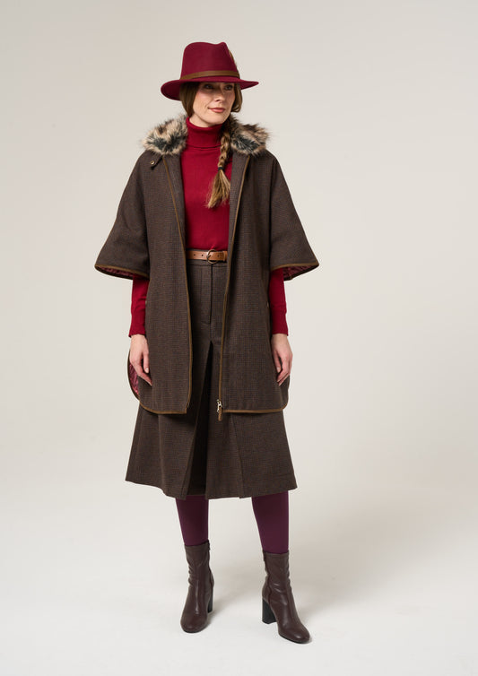 Surrey Ladies Tweed Cape In Bramble