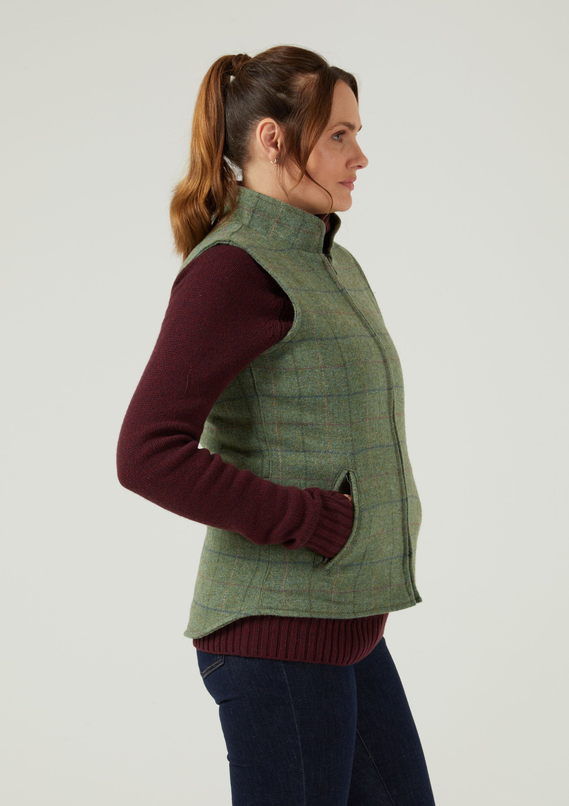 Rutland Ladies Tweed Gilet In Spindle